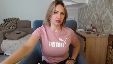 mallinia online show from February 2026 12:37:01 PM