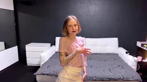 Snapshot of mallorysulzbach chatting on March 2026 07:57:01 PM Nicole online show from March 2026 07:57:01 PM