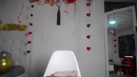 Snapshot of malory_cortez chatting on February 2025 05:59:01 AM Malory online show from February 2025 05:59:01 AM