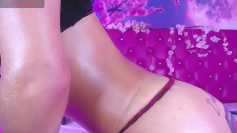 Snapshot of malory_cortez chatting on November 2025 03:27:01 AM Malory online show from November 2025 03:27:01 AM