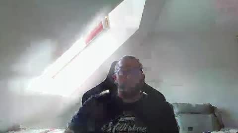 breton online show from September 2025 12:40:01 PM