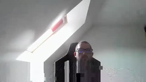 breton online show from November 2025 10:26:01 AM