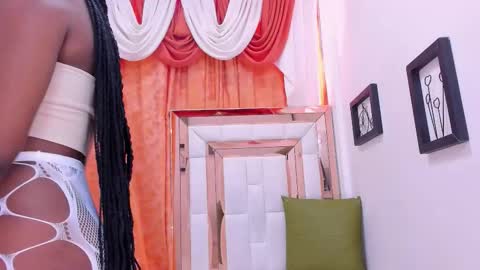 Snapshot of malu_horny_69 chatting on February 2026 08:02:02 PM Melanie online show from February 2026 08:02:02 PM