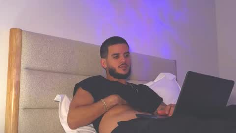 Snapshot of maluma09 chatting on October 2025 09:46:02 AM maluma09 online show from October 2025 09:46:02 AM