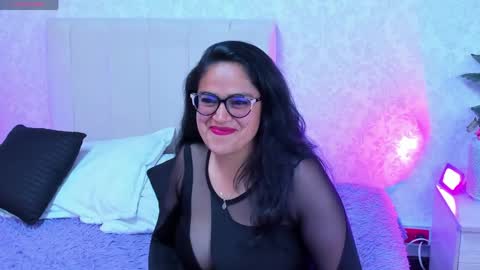 Snapshot of malurivers chatting on April 2026 03:37:01 AM Milu online show from April 2026 03:37:01 AM