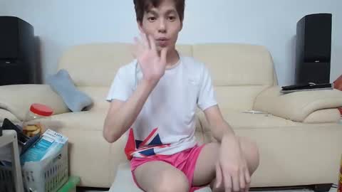 Snapshot of mamagaga19 chatting on May 2026 07:02:02 AM Andrew Ooi online show from May 2026 07:02:02 AM