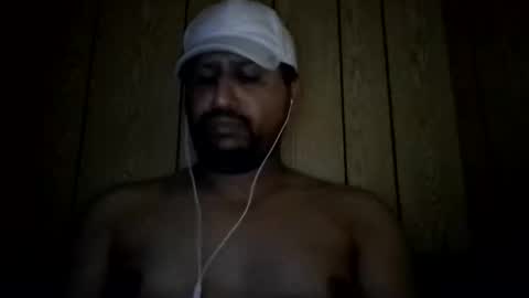 Snapshot of man_new chatting on October 2025 06:10:02 PM Man new online show from October 2025 06:10:02 PM