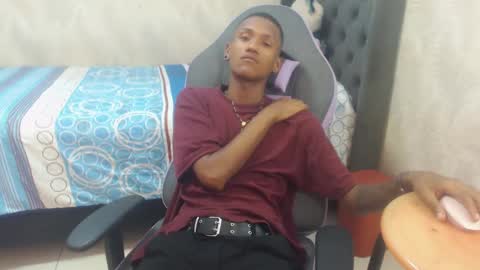 man_san11 online show from January 2025 04:14:02 PM