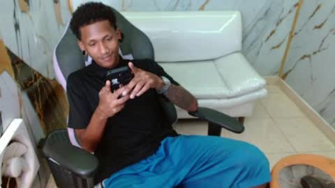 man_sant11 online show from April 2026 04:04:01 PM