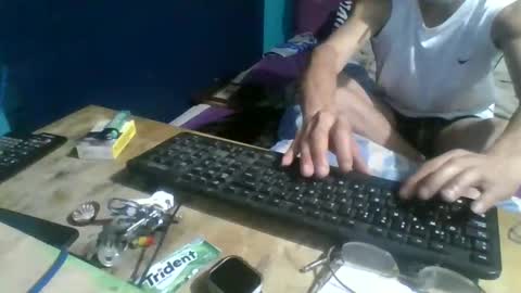 Snapshot of man_uel76 chatting on January 2026 09:44:02 AM man_uel76 online show from January 2026 09:44:02 AM