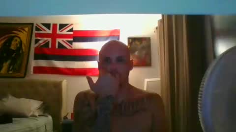 Snapshot of manaworks808 chatting on October 2025 05:32:02 AM manaworks808 online show from October 2025 05:32:02 AM