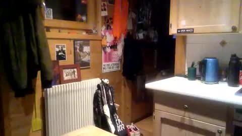 Snapshot of mandalay3 chatting on April 2026 10:10:02 PM mandalay3 online show from April 2026 10:10:02 PM