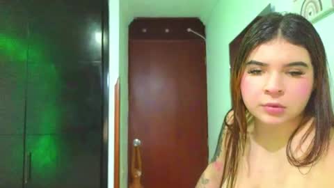 Snapshot of mandy_renzon1_ chatting on March 2025 04:18:01 PM M A N D Y  online show from March 2025 04:18:01 PM