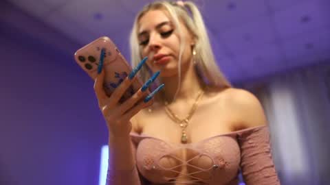 Snapshot of mandypeas chatting on December 2024 08:13:01 AM Anto Lovense is Active My pleasure is in your hands Private is Open online show from December 2024 08:13:01 AM