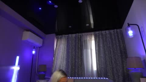 Snapshot of mandypeas chatting on September 2025 06:37:02 AM Anto Lovense is Active My pleasure is in your hands Private is Open online show from September 2025 06:37:02 AM