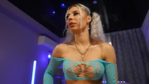 Snapshot of mandypeas chatting on October 2025 06:25:01 AM Anto Lovense is Active My pleasure is in your hands Private is Open online show from October 2025 06:25:01 AM