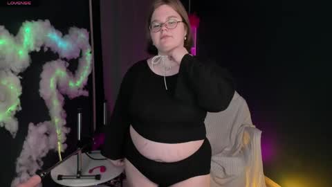 Snapshot of maneela_kennedy chatting on April 2026 07:32:01 PM Maneela online show from April 2026 07:32:01 PM