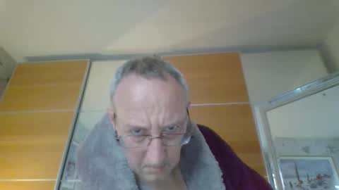 Snapshot of mangomann chatting on April 2026 09:15:01 AM mangomann online show from April 2026 09:15:01 AM