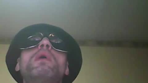 maniakruls online show from February 2026 06:34:02 PM