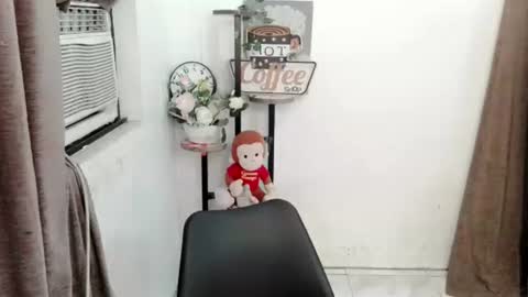 maniniyot69 online show from November 2025 01:56:02 PM