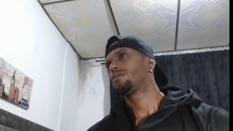 Manolo online show from February 2025 12:30:01 AM