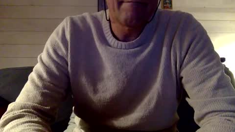 Snapshot of manpower2012 chatting on January 2025 11:04:02 PM Manpo online show from January 2025 11:04:02 PM