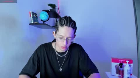 Snapshot of manu_vera8 chatting on November 2025 03:06:02 AM Manuel online show from November 2025 03:06:02 AM