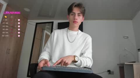 manucute 23  online show from March 2025 06:00:02 PM