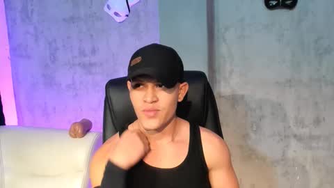 Manuel online show from October 2025 09:24:01 PM