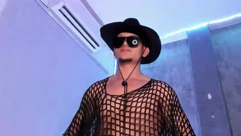 Manuel online show from February 2026 03:33:01 AM