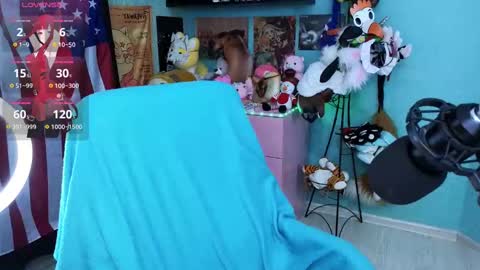 Manuela online show from February 2025 11:24:01 PM