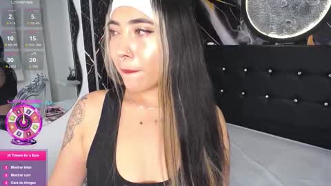Snapshot of manuelaveelez chatting on January 2026 05:10:02 AM Manuela online show from January 2026 05:10:02 AM