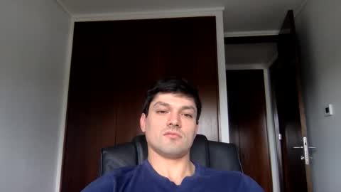 manuelgasdcon online show from October 2025 07:37:02 PM