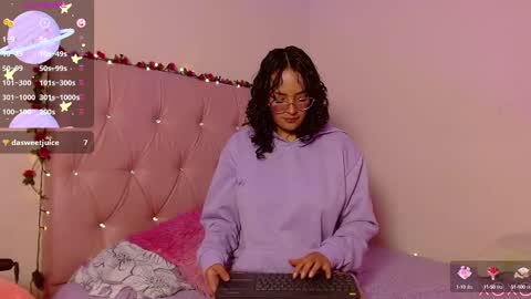 Manu  online show from March 2025 10:45:02 PM