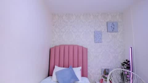 Snapshot of mara_galle chatting on April 2026 01:26:01 PM Mara online show from April 2026 01:26:01 PM