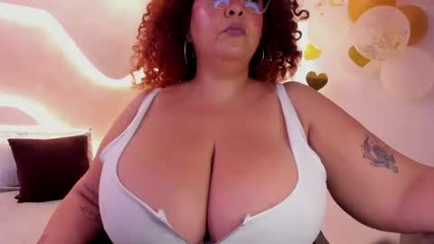 Snapshot of maraasweet chatting on July 2026 01:01:02 AM Mrs. Sweet online show from July 2026 01:01:02 AM
