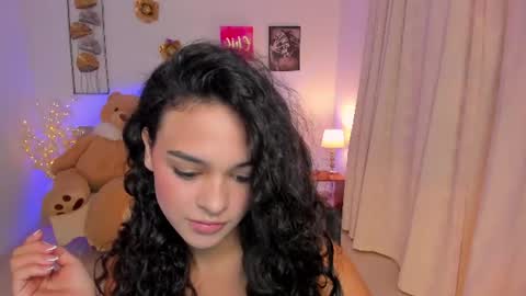Snapshot of maravelvett chatting on June 2026 11:09:02 PM Mara online show from June 2026 11:09:02 PM