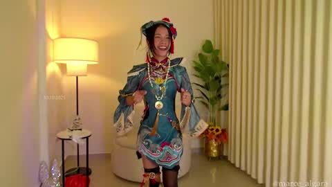 Snapshot of marce_algara chatting on October 2025 10:38:02 AM Marce algara online show from October 2025 10:38:02 AM