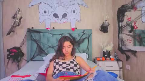 Marcela online show from October 2025 07:36:02 PM
