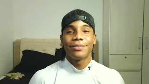 Snapshot of marcelo_dosantos77 chatting on June 2026 10:00:02 PM MARCELO online show from June 2026 10:00:02 PM