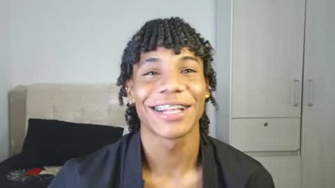 Snapshot of marcelo_dosantos77 chatting on June 2026 10:22:01 PM MARCELO online show from June 2026 10:22:01 PM