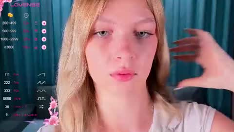 Snapshot of marcia_walker chatting on June 2026 07:34:01 AM Sonya online show from June 2026 07:34:01 AM