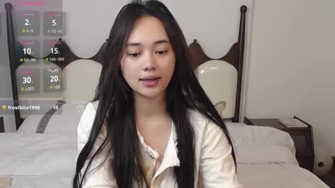 Lena online show from December 2025 05:20:01 PM