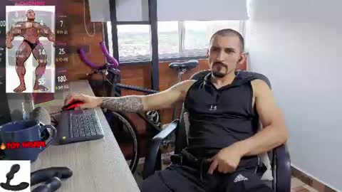 Snapshot of marckmuscle chatting on June 2026 10:52:01 PM Marck Independent model online show from June 2026 10:52:01 PM