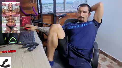 Snapshot of marckmuscle chatting on June 2026 11:06:01 PM Marck Independent model online show from June 2026 11:06:01 PM