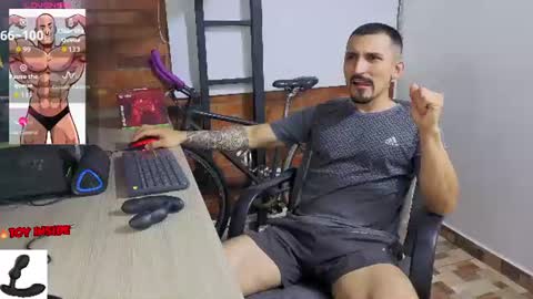 Snapshot of marckmuscle chatting on July 2026 12:15:02 AM Marck Independent model online show from July 2026 12:15:02 AM
