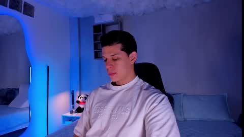 Marco Sullivan online show from October 2025 12:19:02 PM