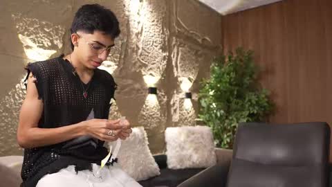 Marco and Ethan online show from September 2025 03:55:02 AM