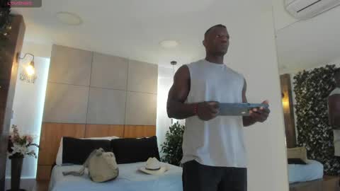 Snapshot of marcusblack_ chatting on April 2026 12:19:02 PM Marcusssss online show from April 2026 12:19:02 PM