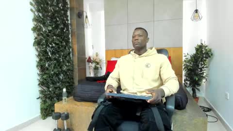 Snapshot of marcusblack_ chatting on May 2026 12:23:02 PM Marcusssss online show from May 2026 12:23:02 PM
